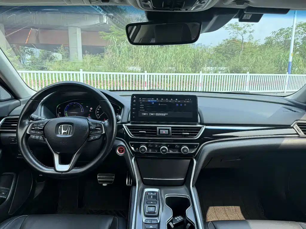 Honda Accord — фото 5