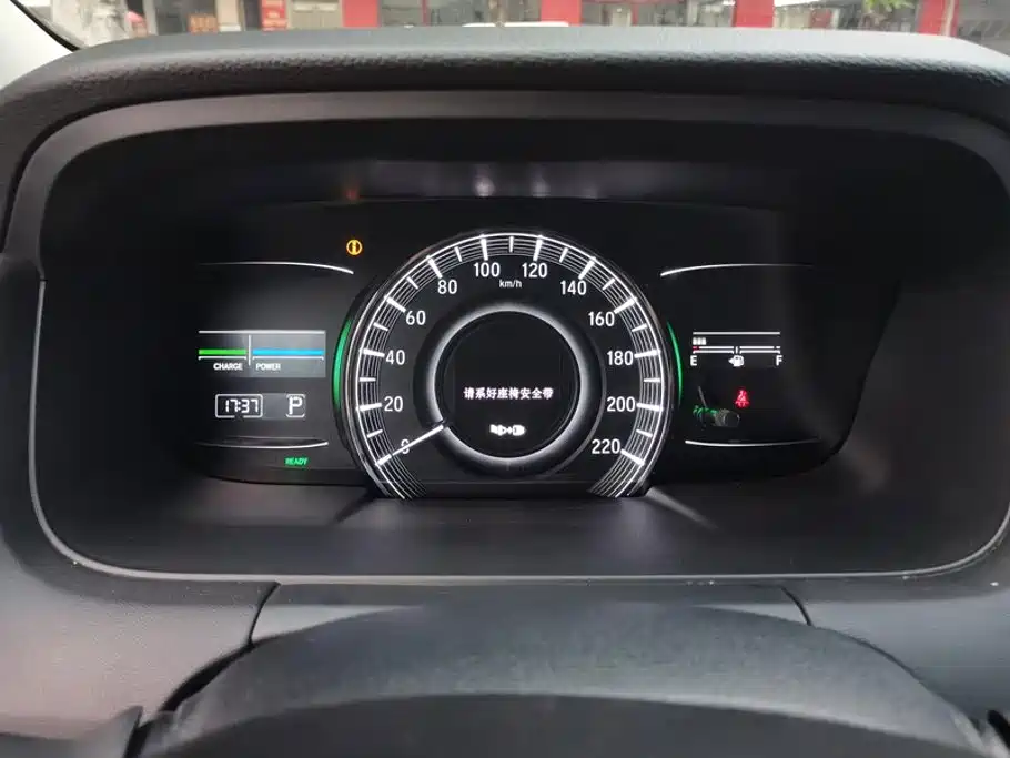 Honda Odyssey — фото 14
