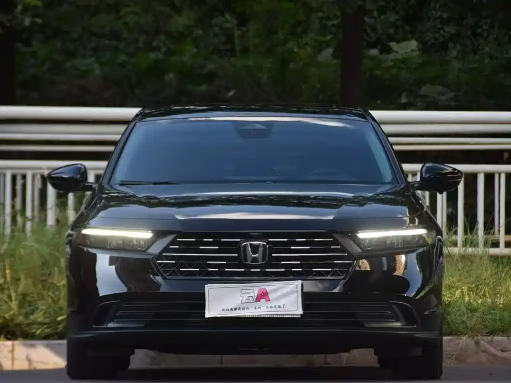 Honda Accord — фото 2