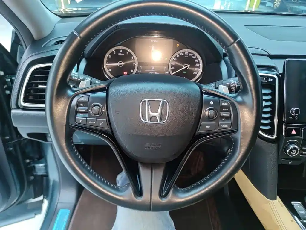 Honda UR-V — фото 11