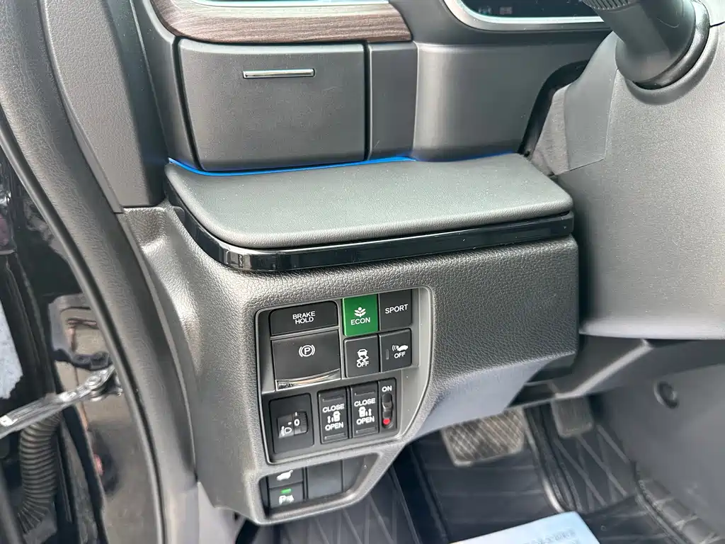 Honda Odyssey — фото 13