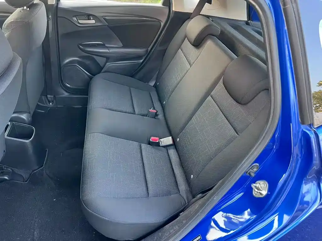Honda Fit — фото 6