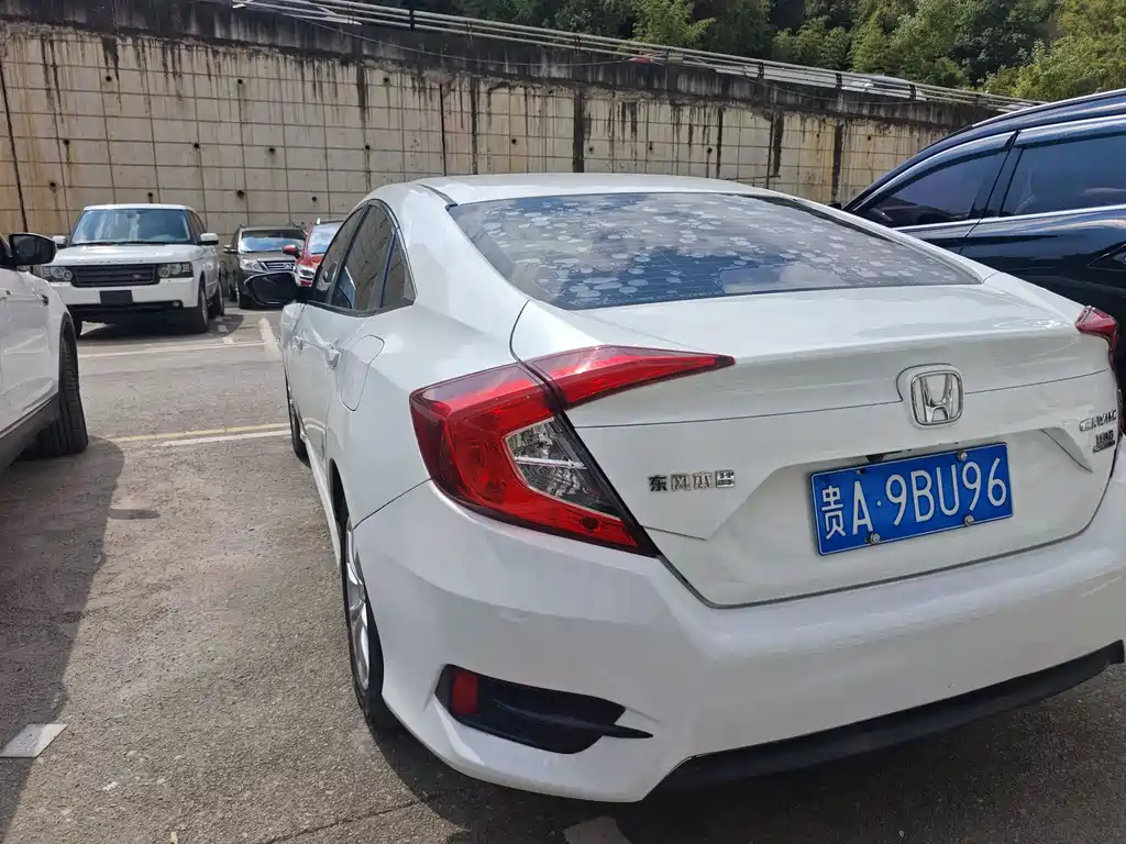 Honda Civic — фото 9