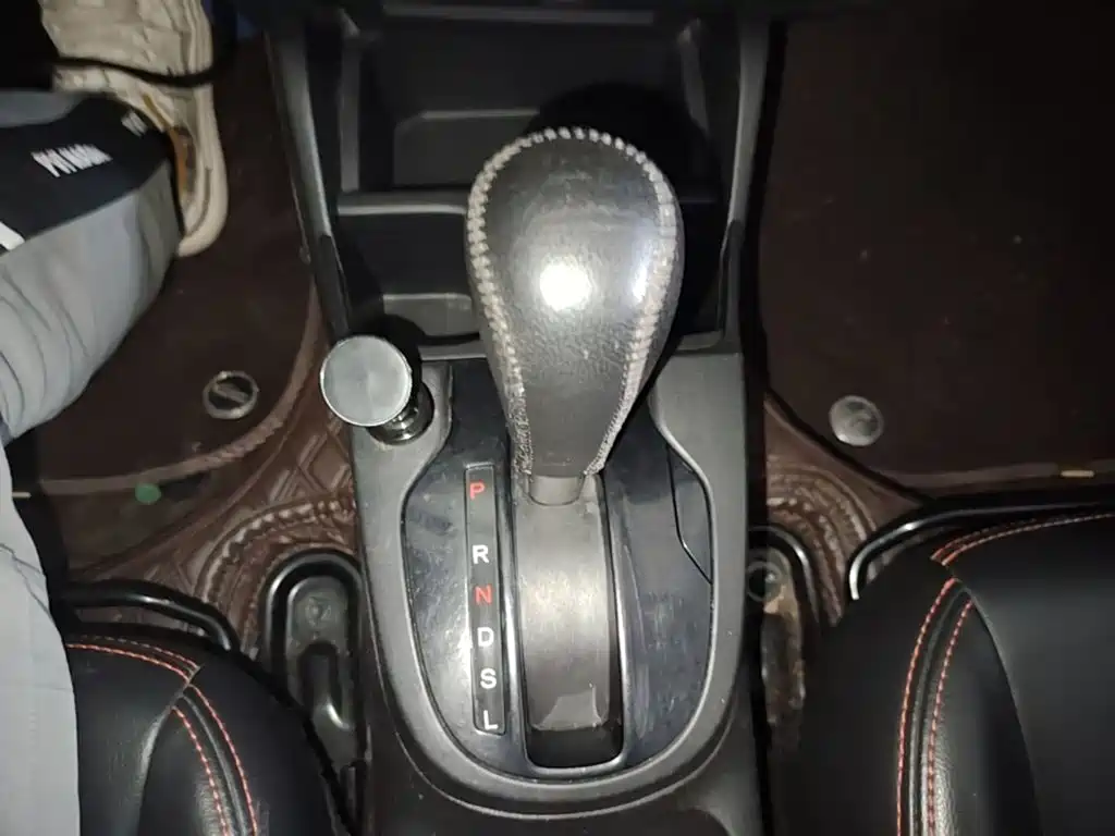 Honda Fit — фото 14
