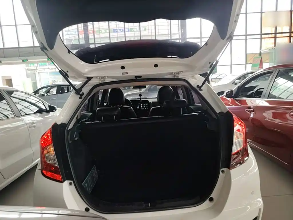 Honda Fit — фото 19