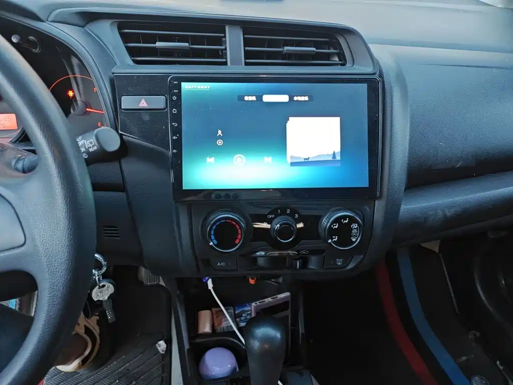 Honda Fit — фото 6