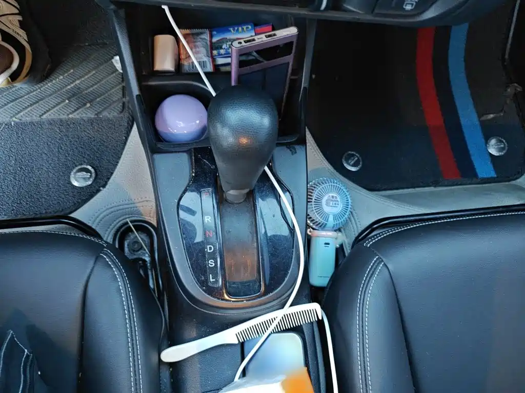 Honda Fit — фото 7