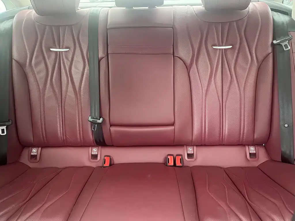Hongqi Hongqi H5 — фото 18