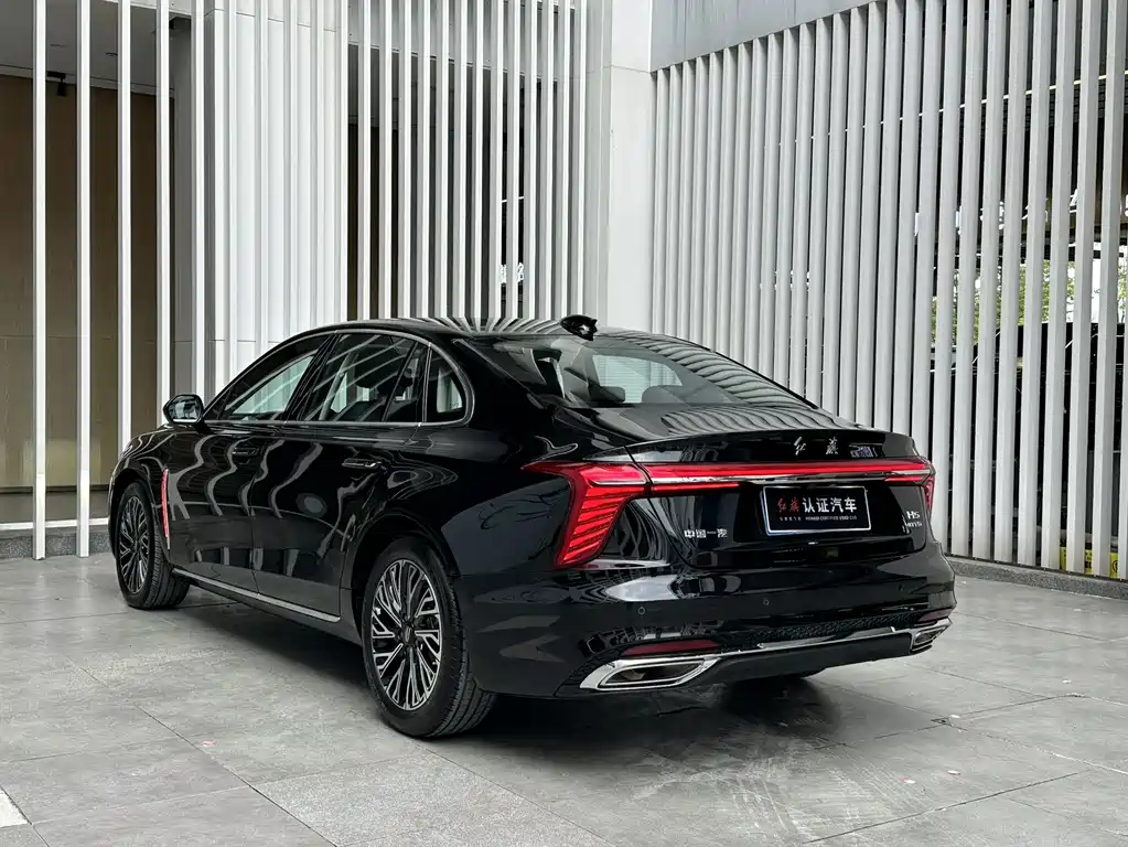 Hongqi Hongqi H5 — фото 11