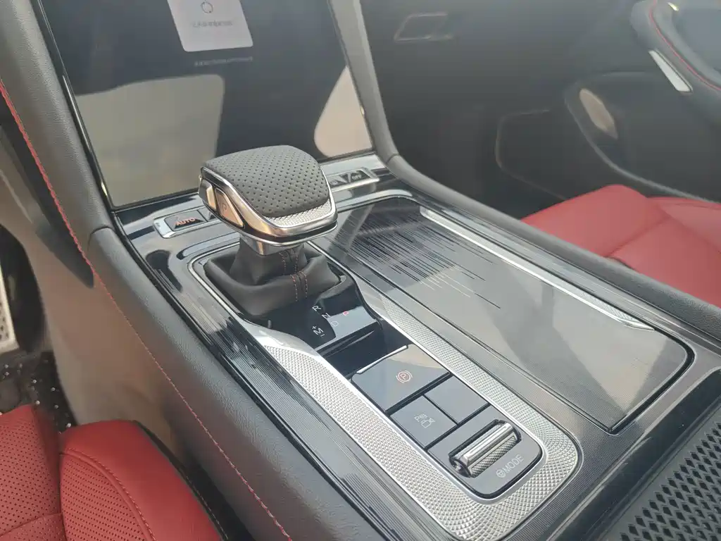 Hongqi Hongqi H6 — фото 17