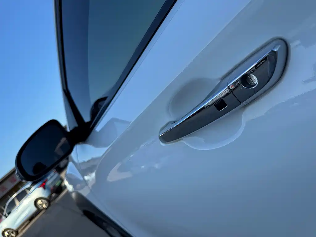 Hyundai Kona Electric — фото 7