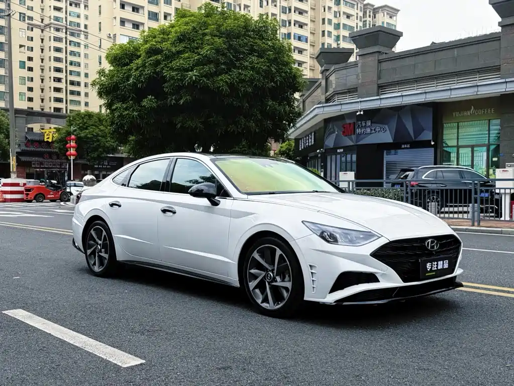 Hyundai Sonata — фото 3