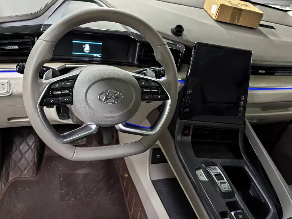 Hyundai Custo — фото 4
