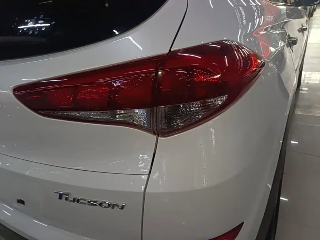 Hyundai Tucson — фото 8