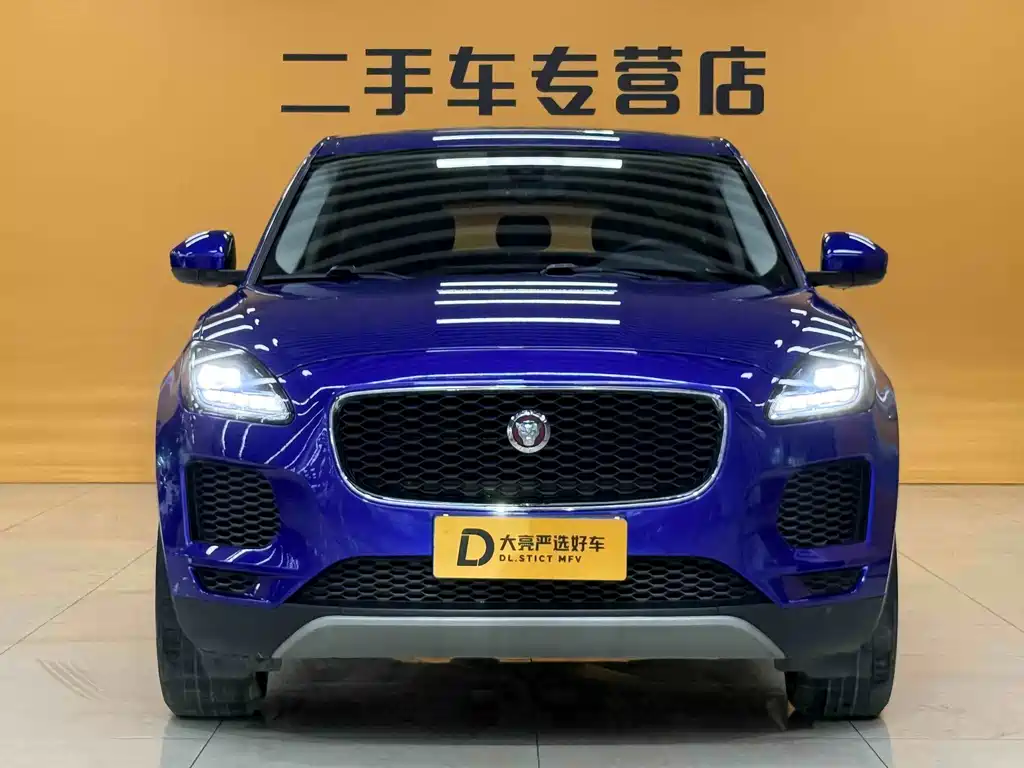 Jaguar E-PACE — фото 2