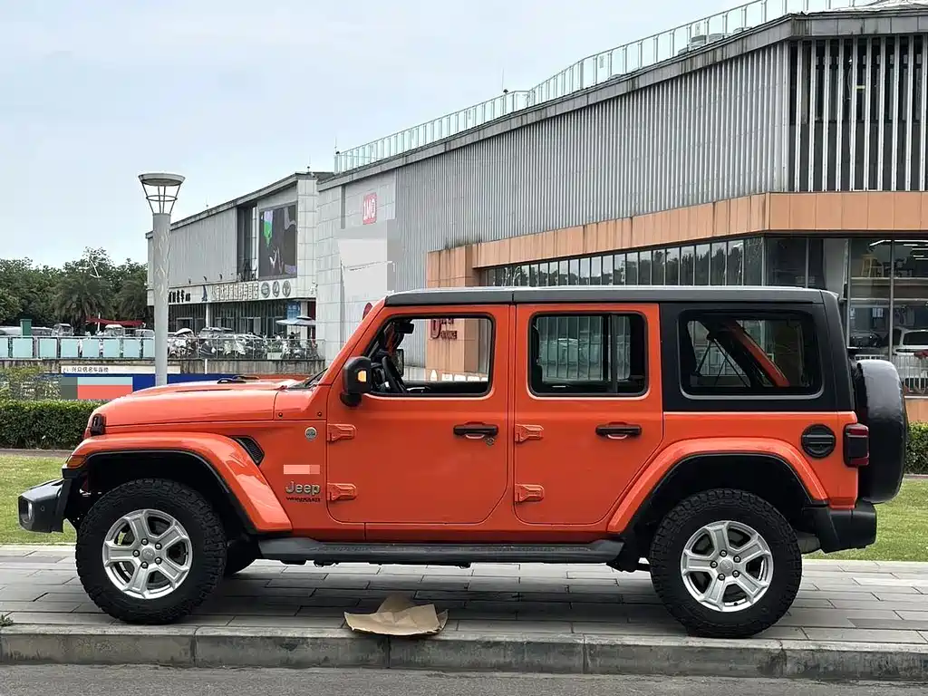 Jeep Wrangler — фото 4