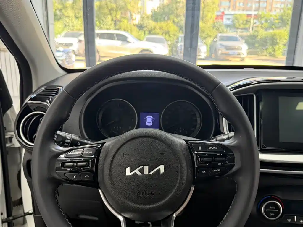 Kia KX1 — фото 11