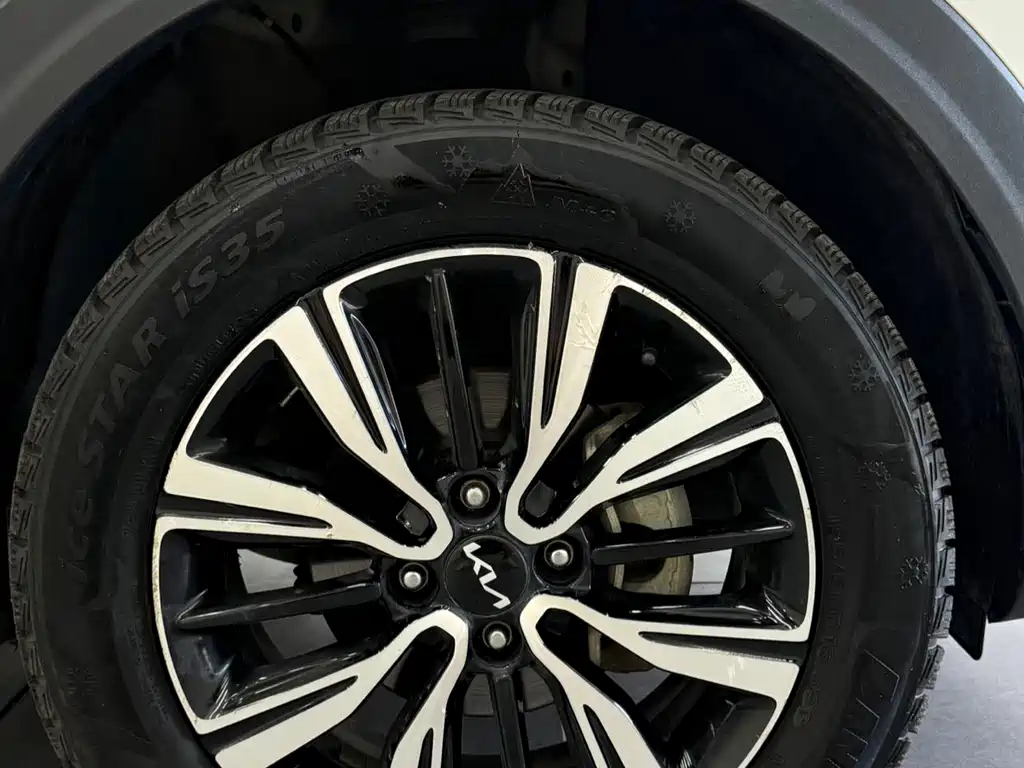 Kia KX1 — фото 17