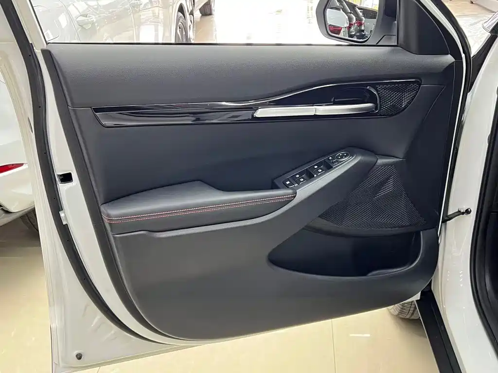 Kia KX3 — фото 15