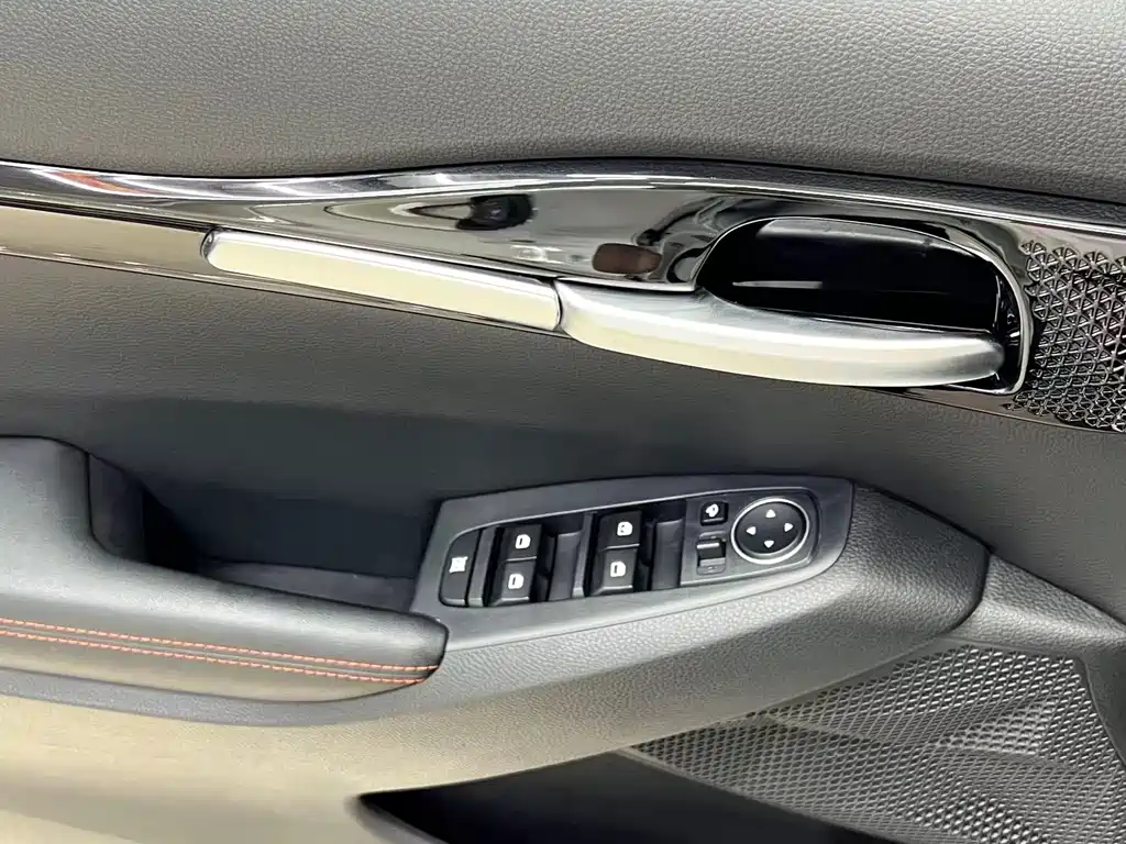 Kia KX3 — фото 17