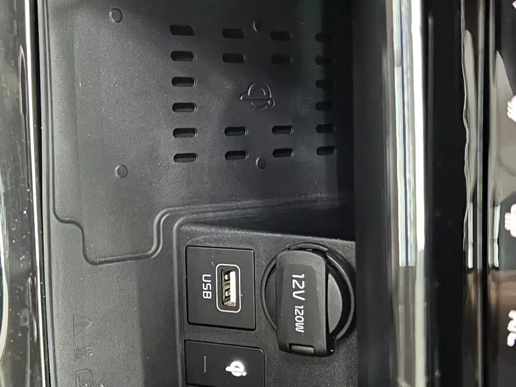 Kia KX3 — фото 20