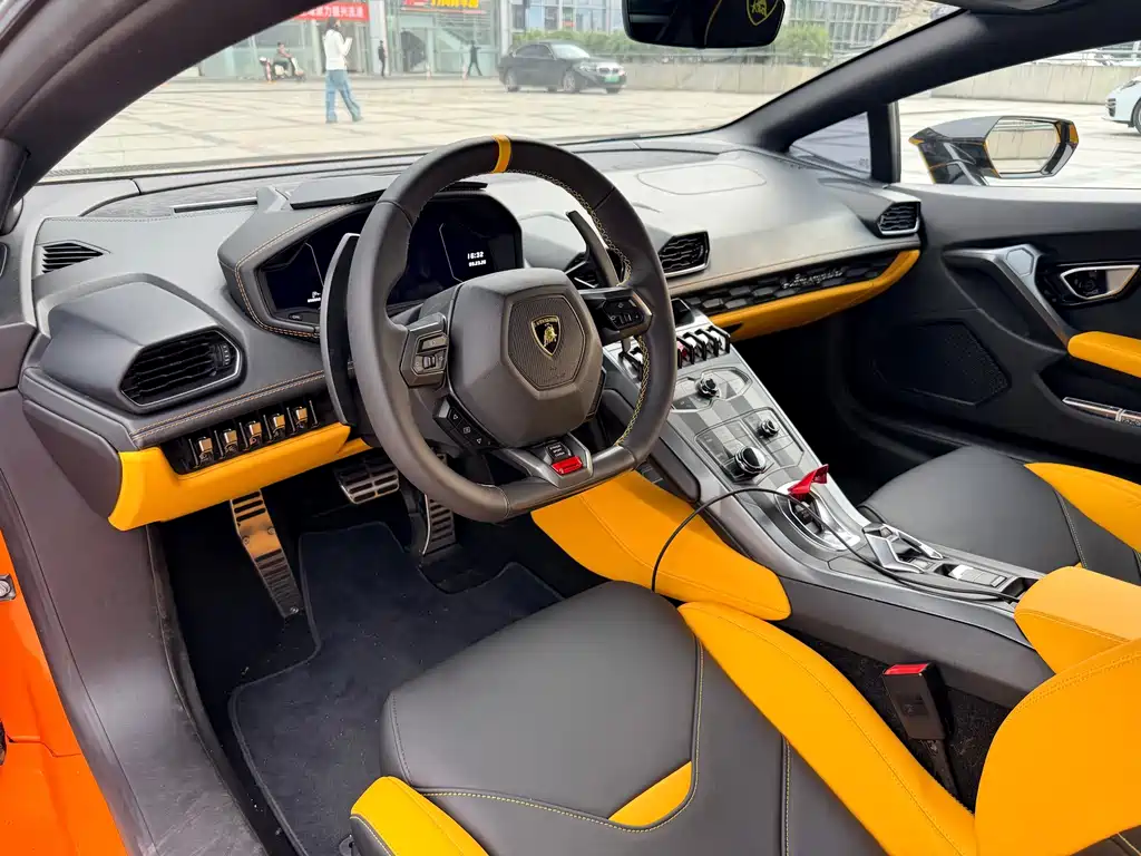 Lamborghini Huracán — фото 11