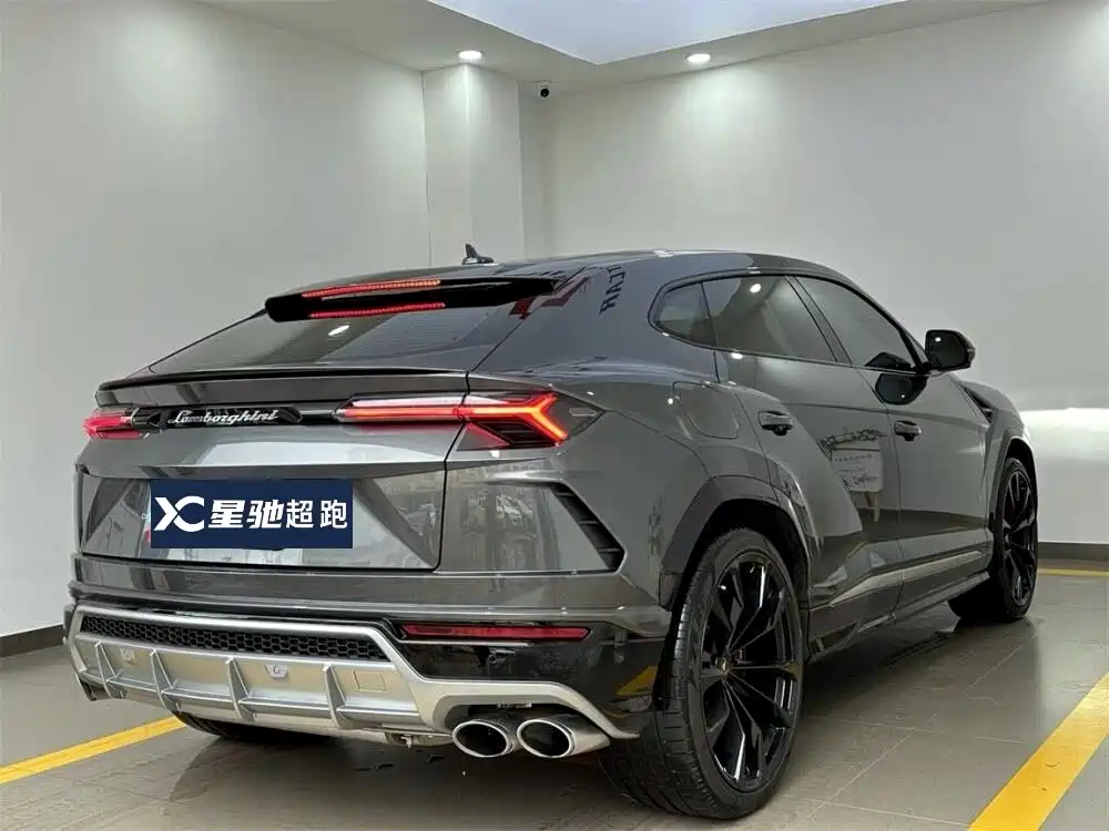 Lamborghini Urus — фото 3