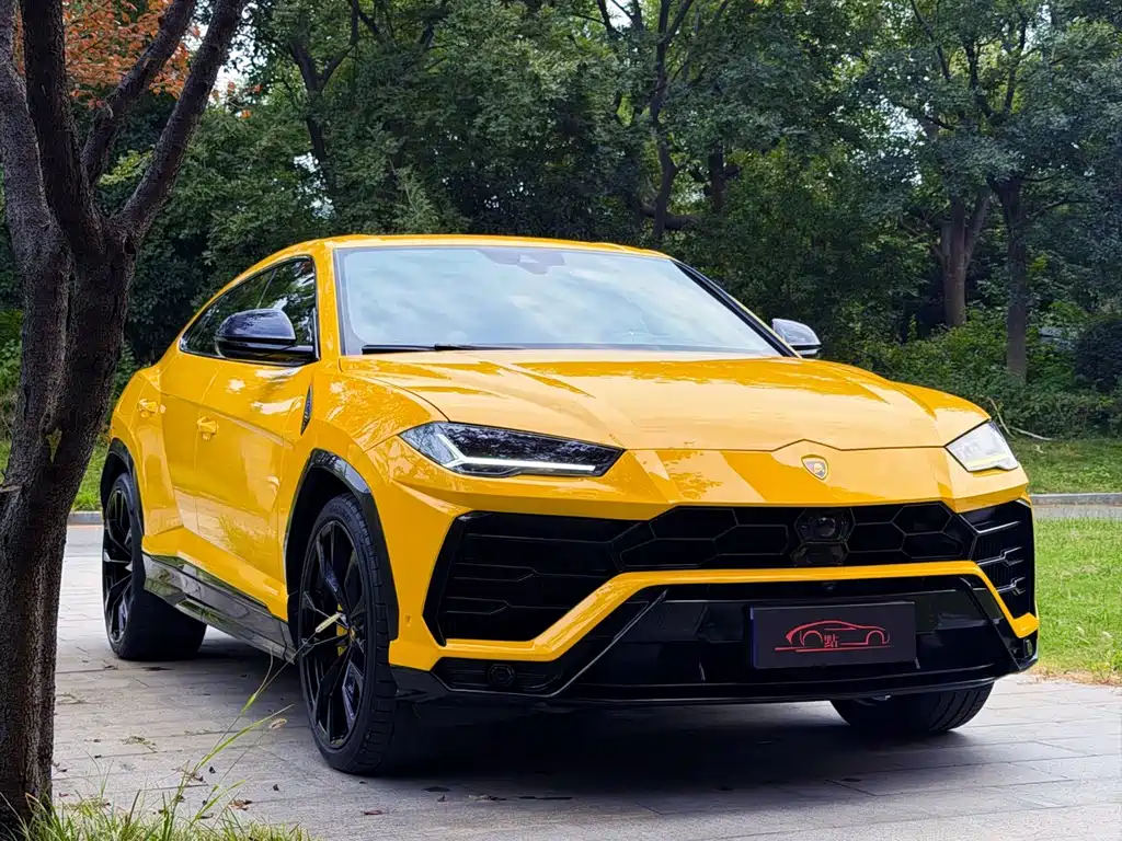 Lamborghini Urus — фото 2