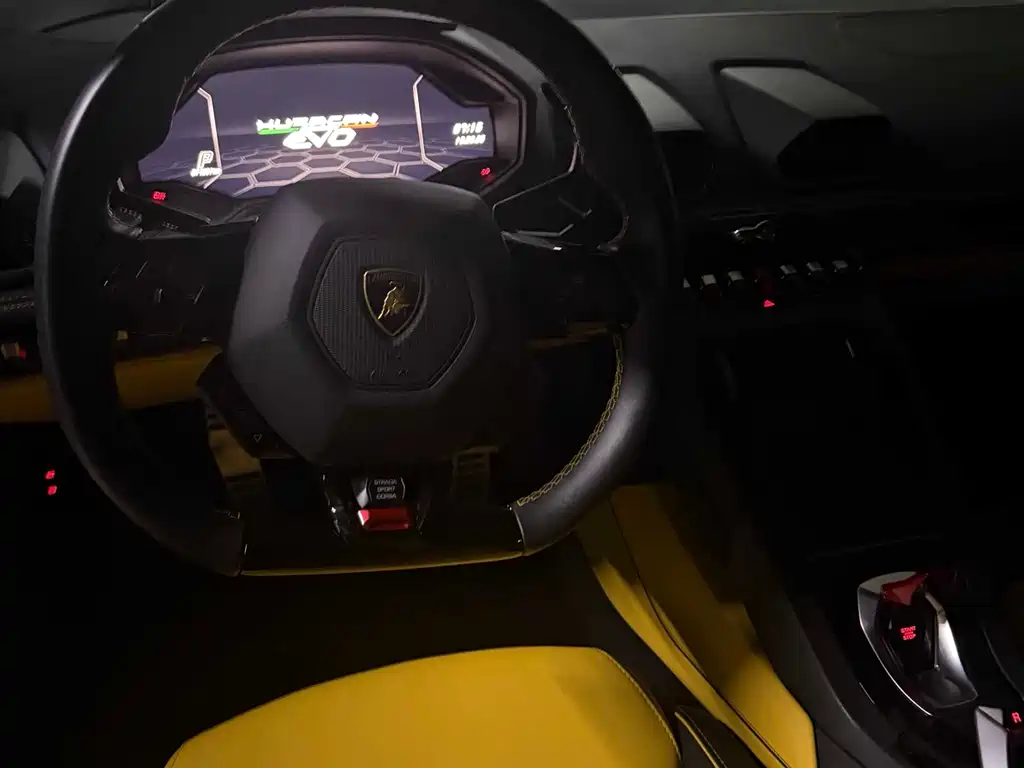 Lamborghini Huracán — фото 8