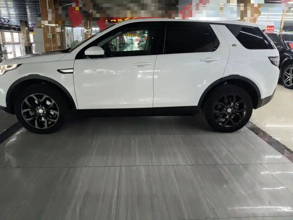 Land Rover Discovery Sport — фото 7