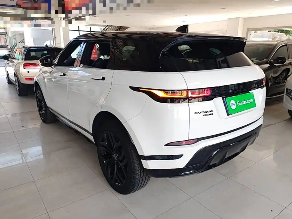 Land Rover Evoque — фото 24