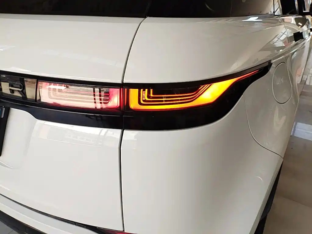 Land Rover Evoque — фото 25