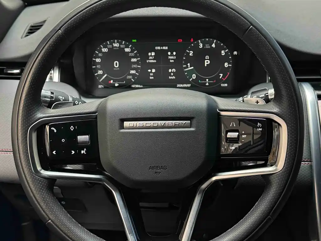 Land Rover Discovery Sport — фото 11