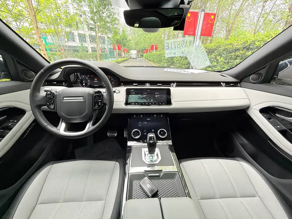 Land Rover Evoque — фото 9