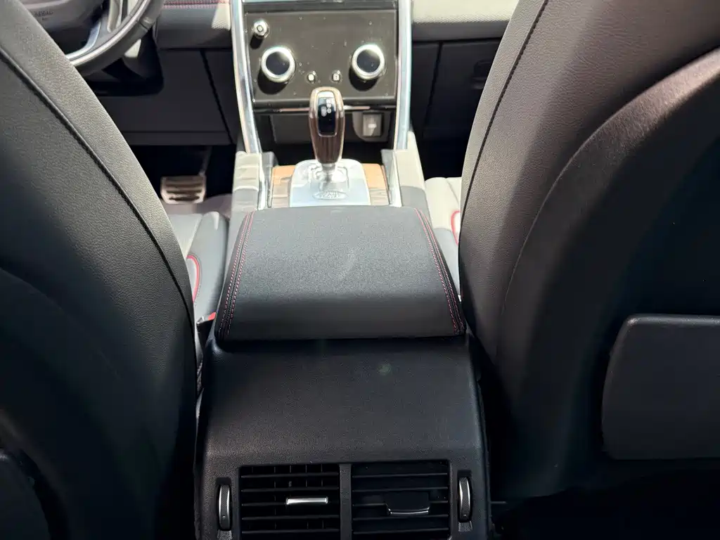 Land Rover Discovery Sport — фото 14