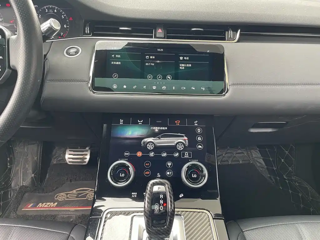Land Rover Evoque — фото 17
