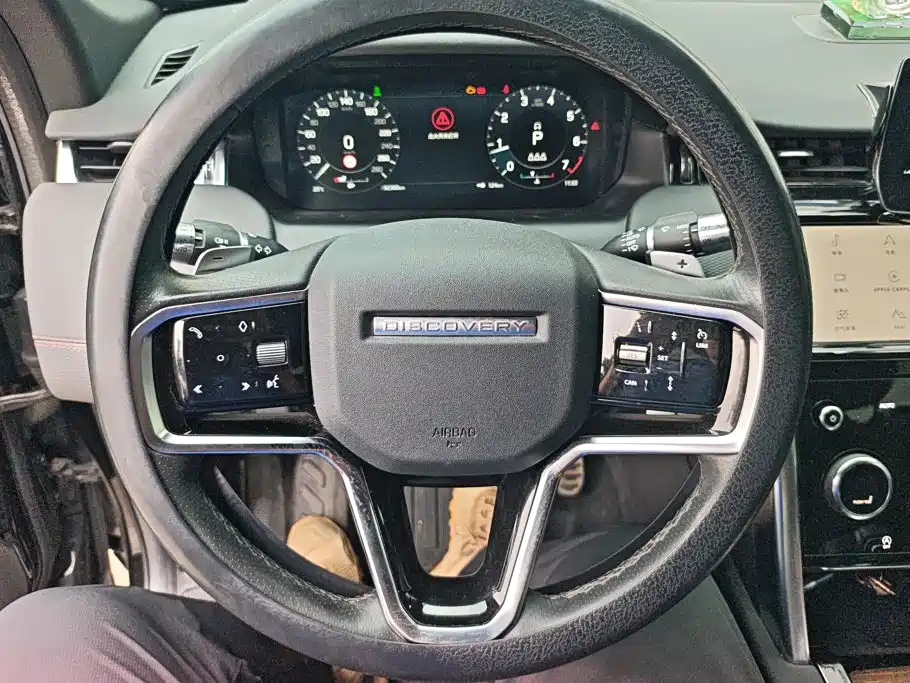 Land Rover Discovery Sport — фото 15