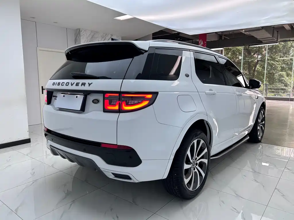 Land Rover Discovery Sport — фото 8