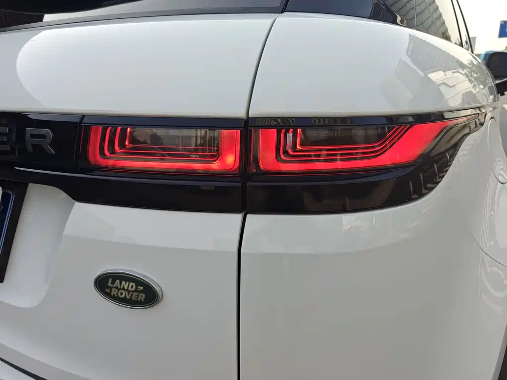 Land Rover Evoque — фото 22