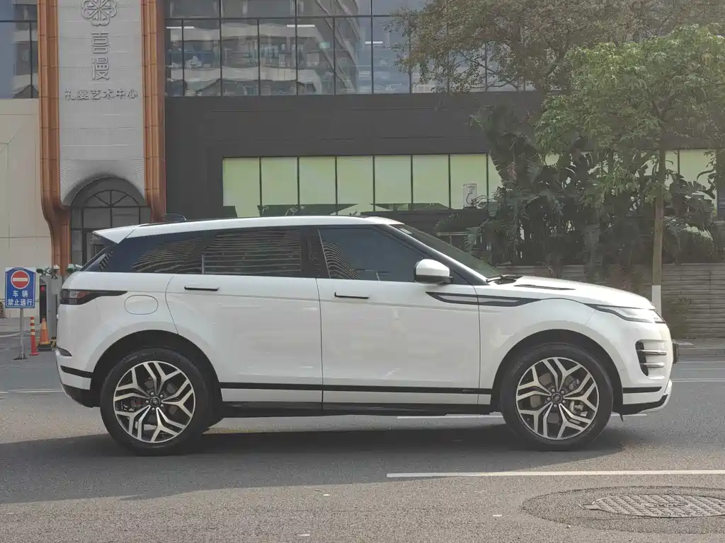 Land Rover Evoque — фото 7