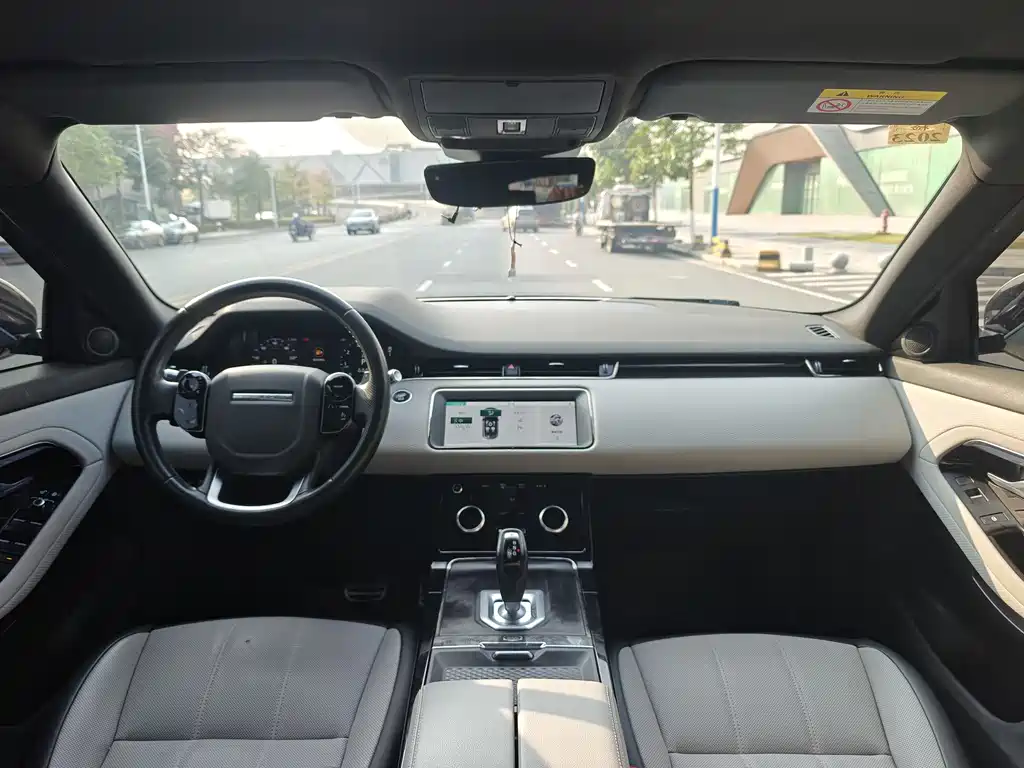 Land Rover Evoque — фото 9