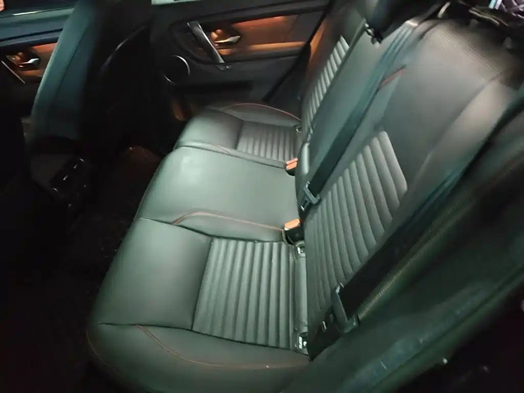 Land Rover Discovery Sport Hybrid — фото 13