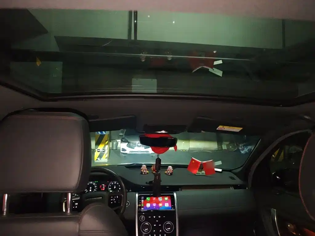 Land Rover Discovery Sport Hybrid — фото 14