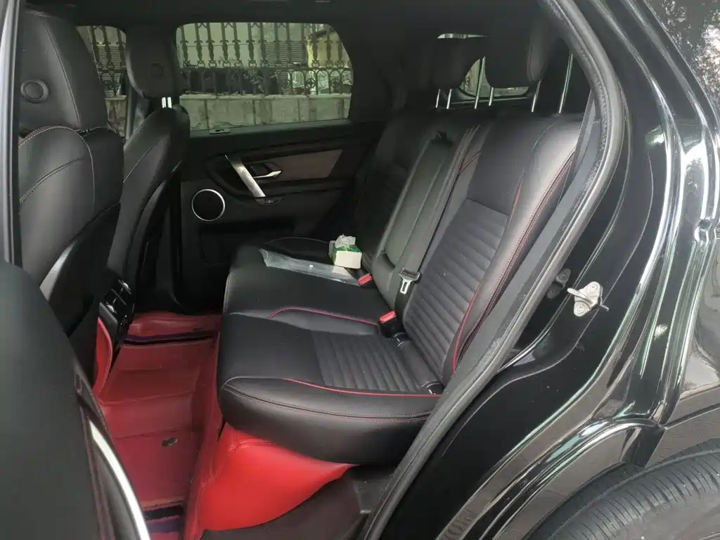 Land Rover Discovery Sport Hybrid — фото 13