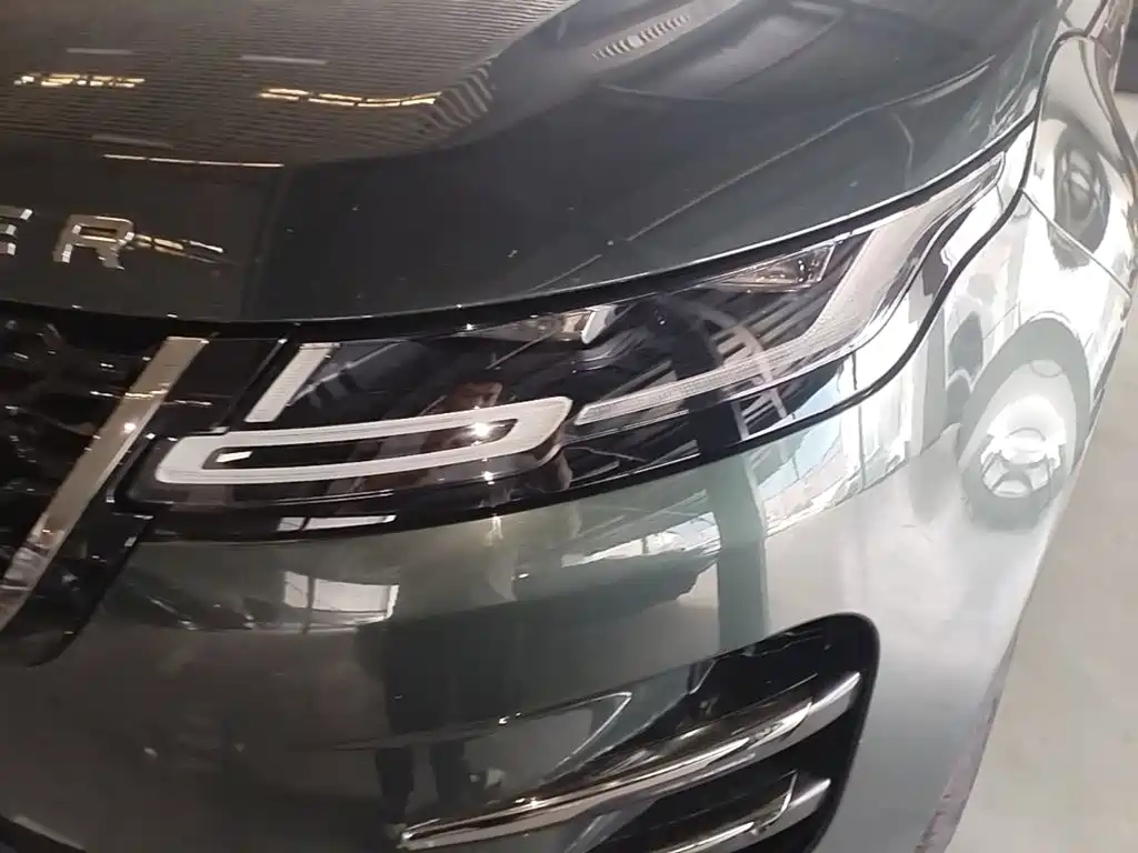 Land Rover Evoque — фото 24