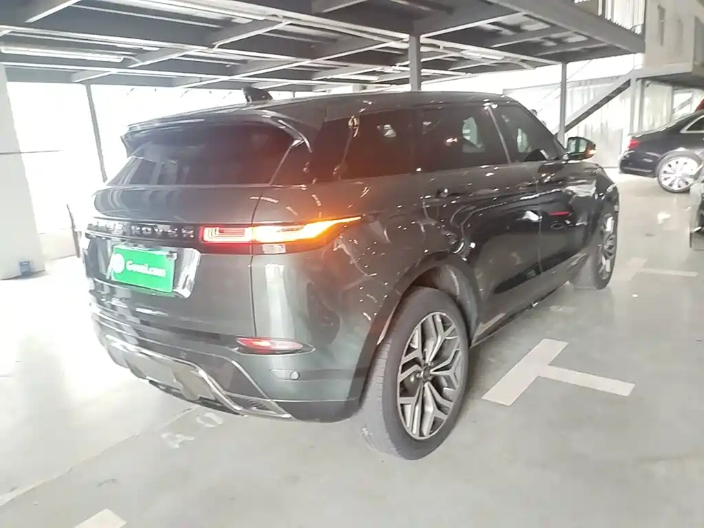 Land Rover Evoque — фото 7