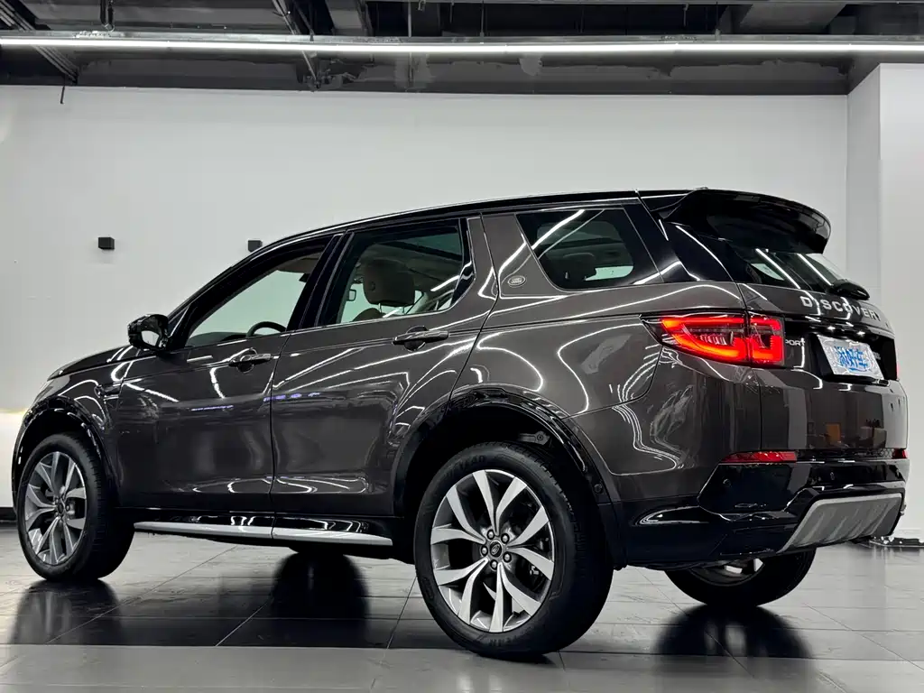 Land Rover Discovery Sport — фото 13