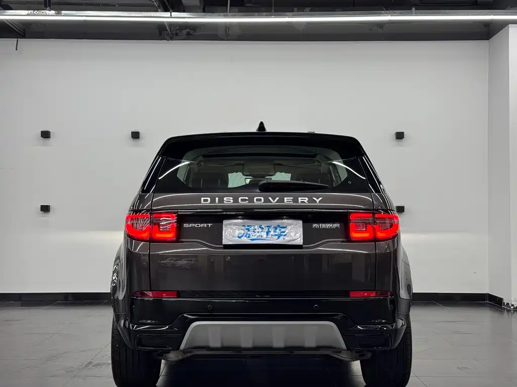 Land Rover Discovery Sport — фото 14