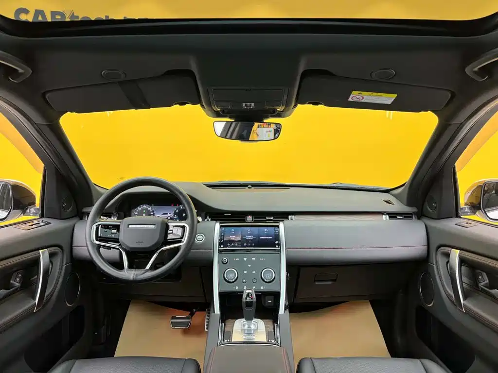 Land Rover Discovery Sport — фото 16