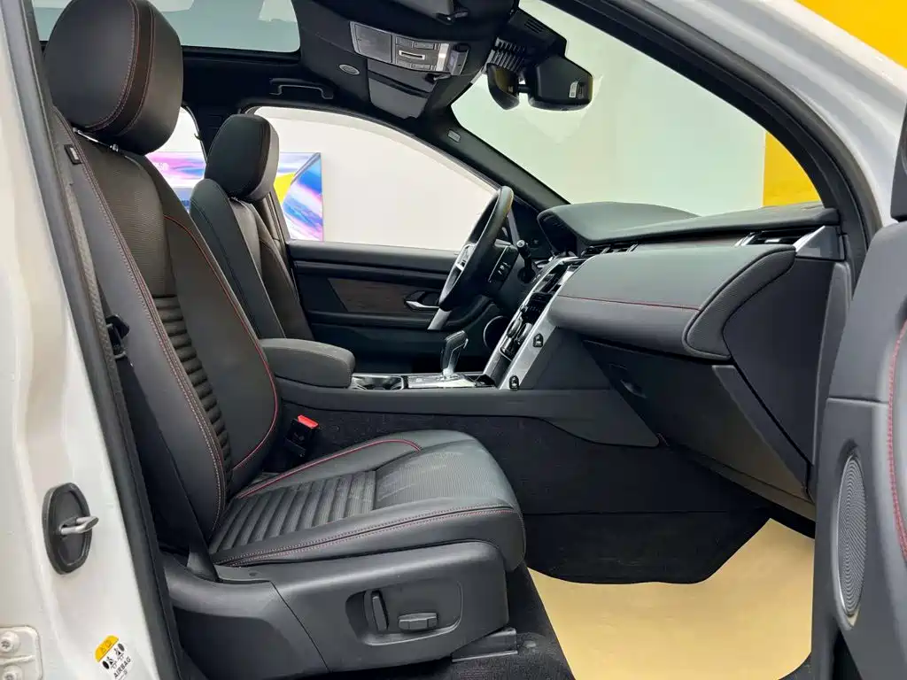 Land Rover Discovery Sport — фото 20